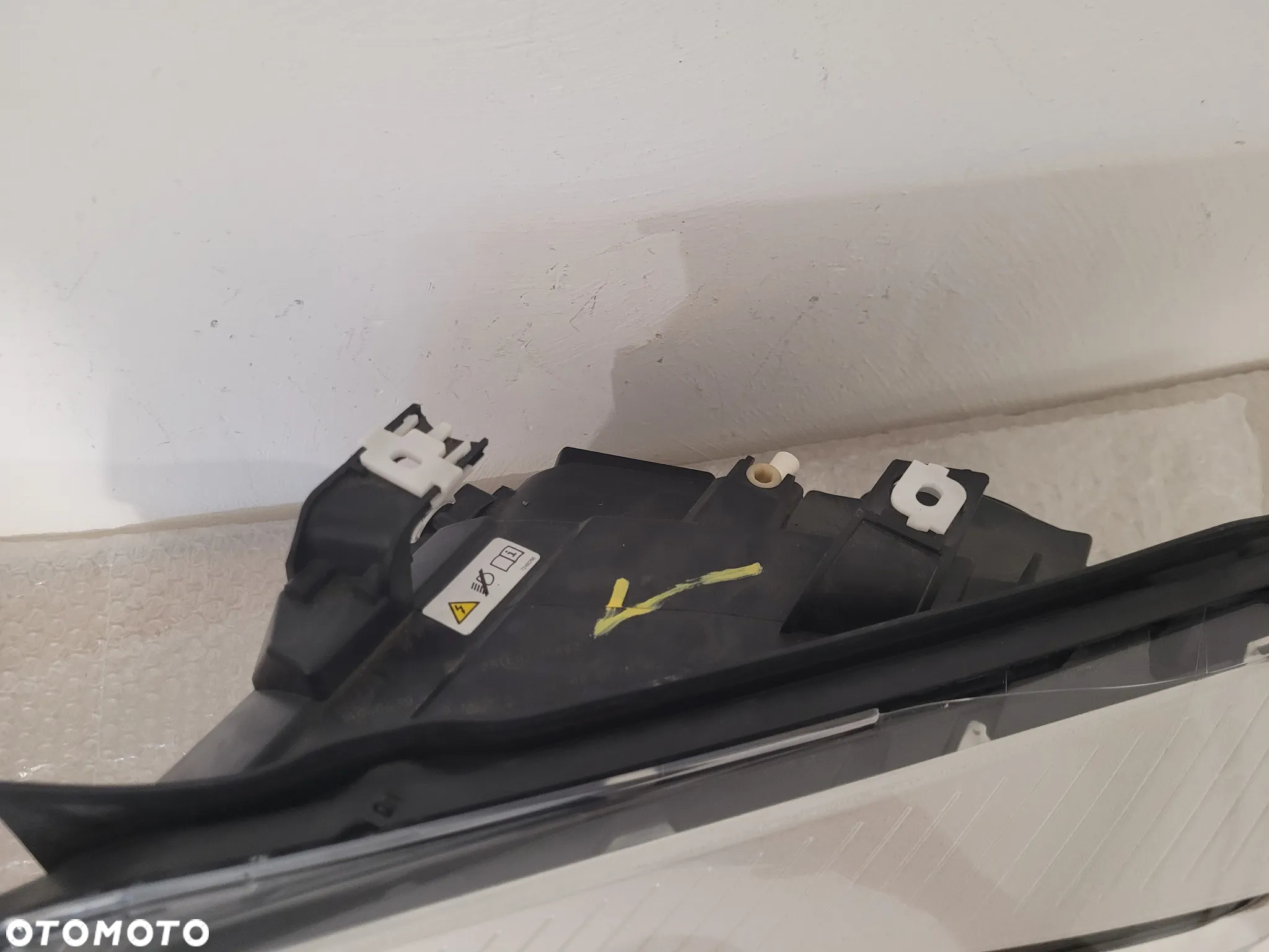 BMW X1 E84 LIFT LAMPA PRZOD LEWA BI-XENON LED - 4