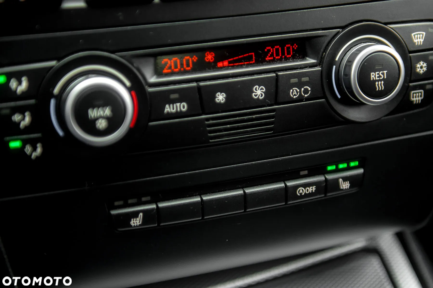 BMW Seria 1 118d Sport Line - 30