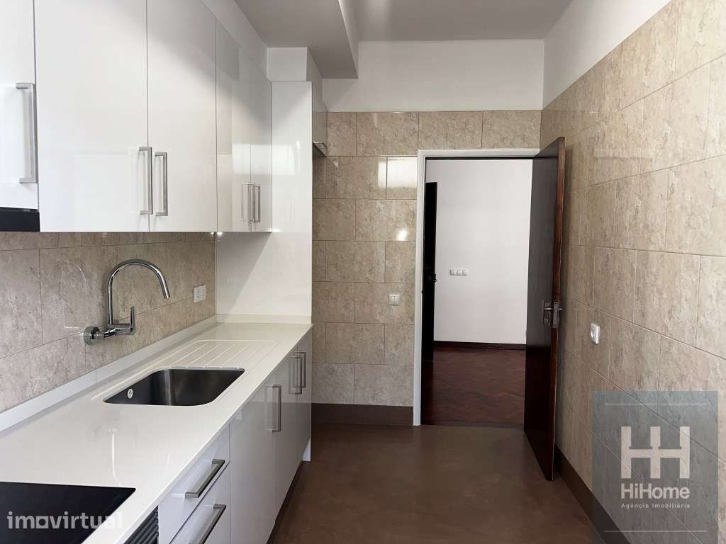 Apartamento T2 remodelado no Centro do Funchal - Grande imagem: 2/11