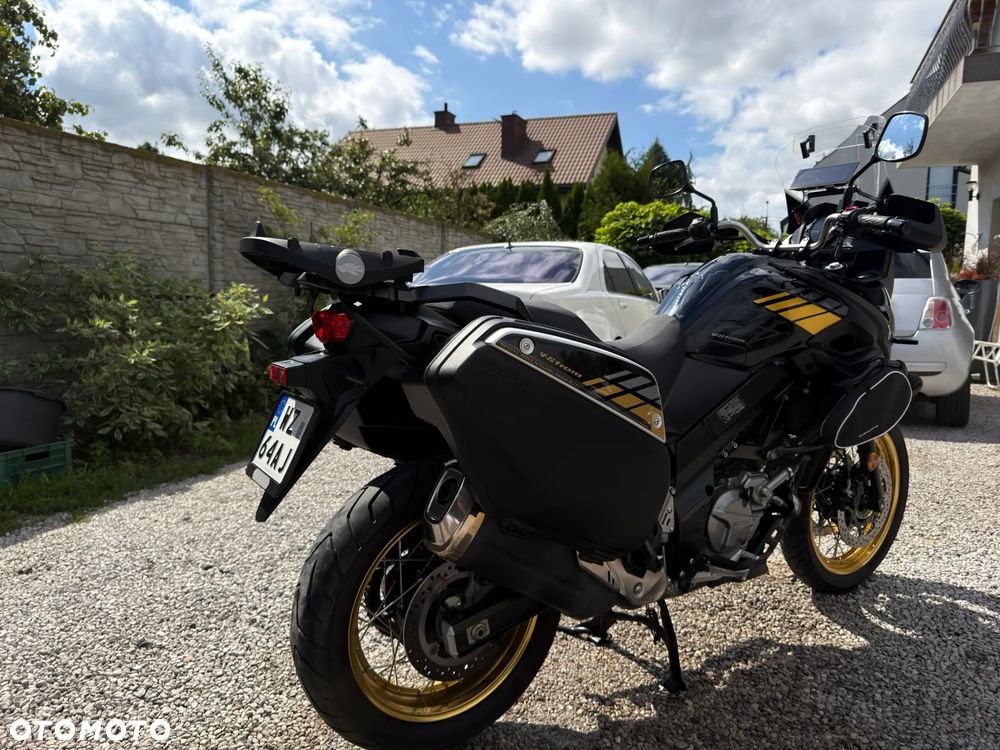 Suzuki V-STROM - 21