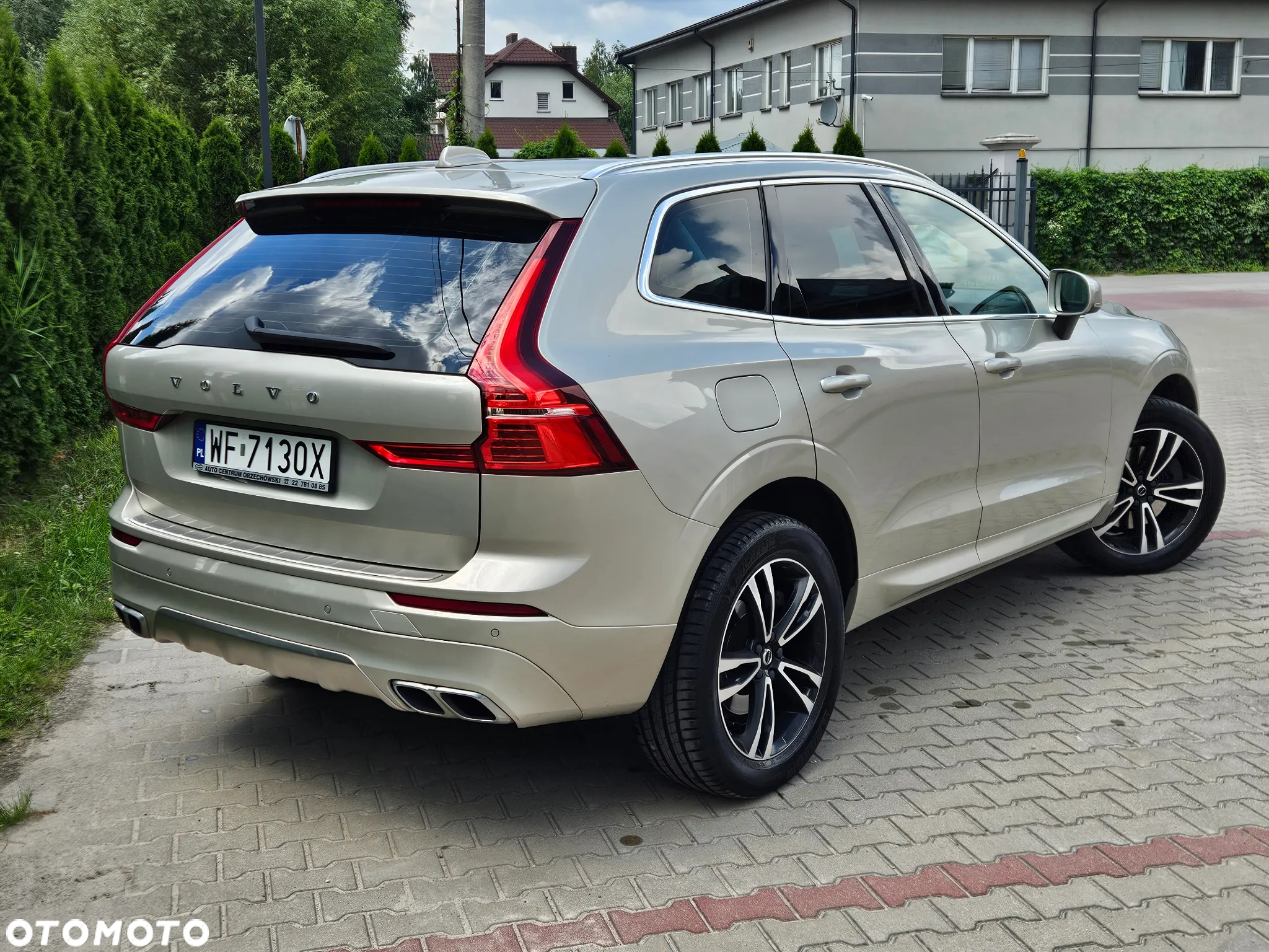 Volvo XC 60 - 4