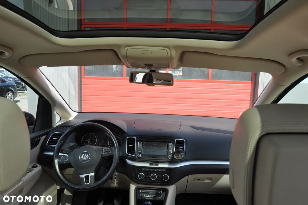 Volkswagen Sharan 2.0 TDI Blue Motion Highline - 32