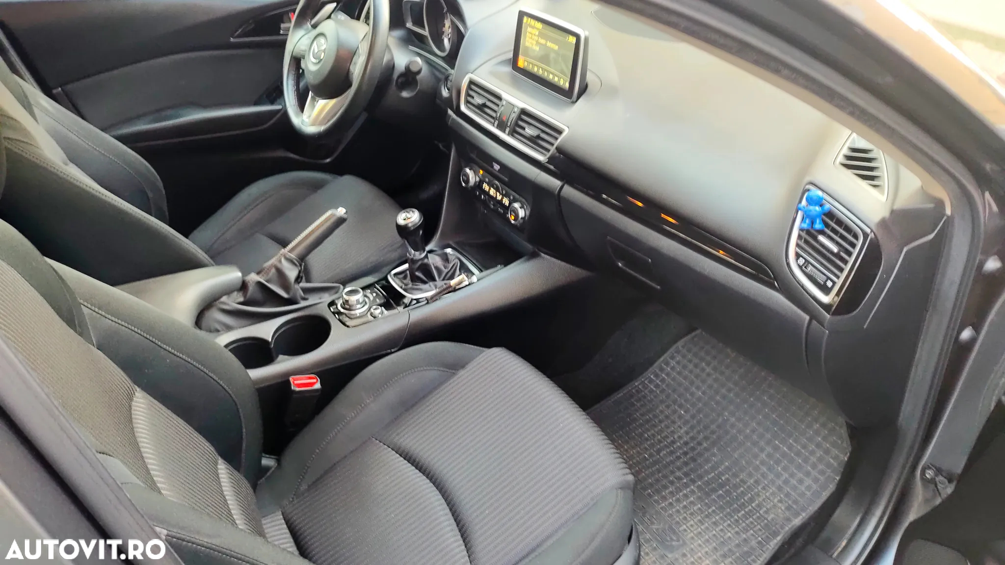 Mazda 3 - 12