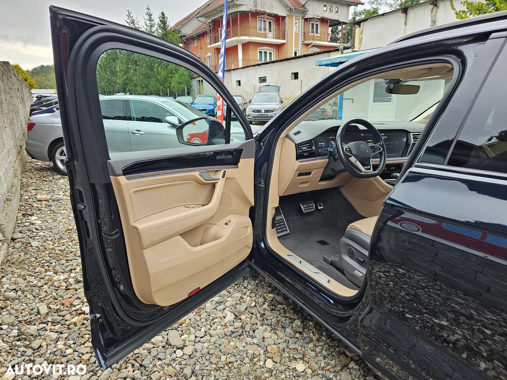 Volkswagen Touareg V6 TDI 4MOTION R-Line - 17