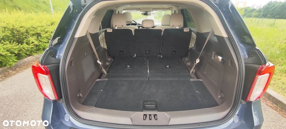 Ford Explorer - 18
