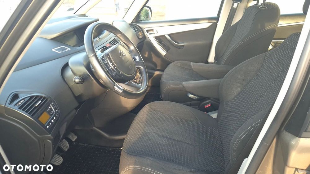 Citroën C4 Picasso - 6