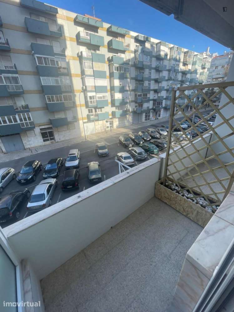 Quarto - localizado em Lumiar Lisbon - Grande imagem: 3/14