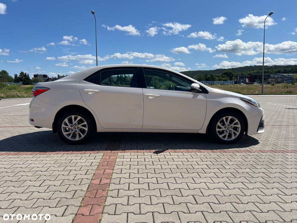 Toyota Corolla 1.6 Prestige - 11