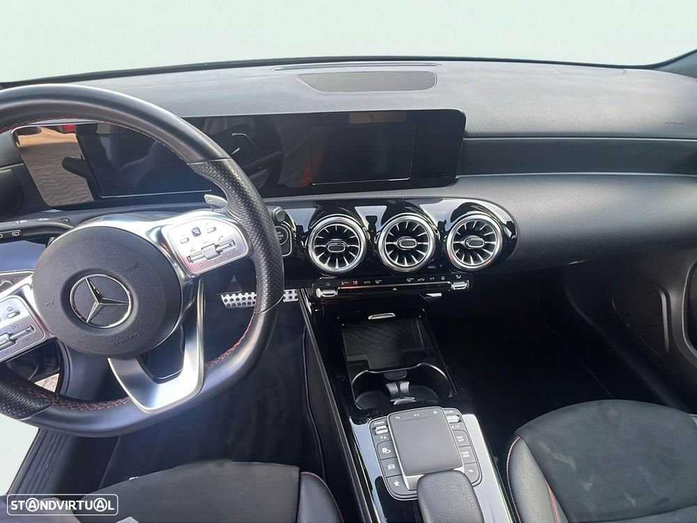 Mercedes-Benz A 250 - 13