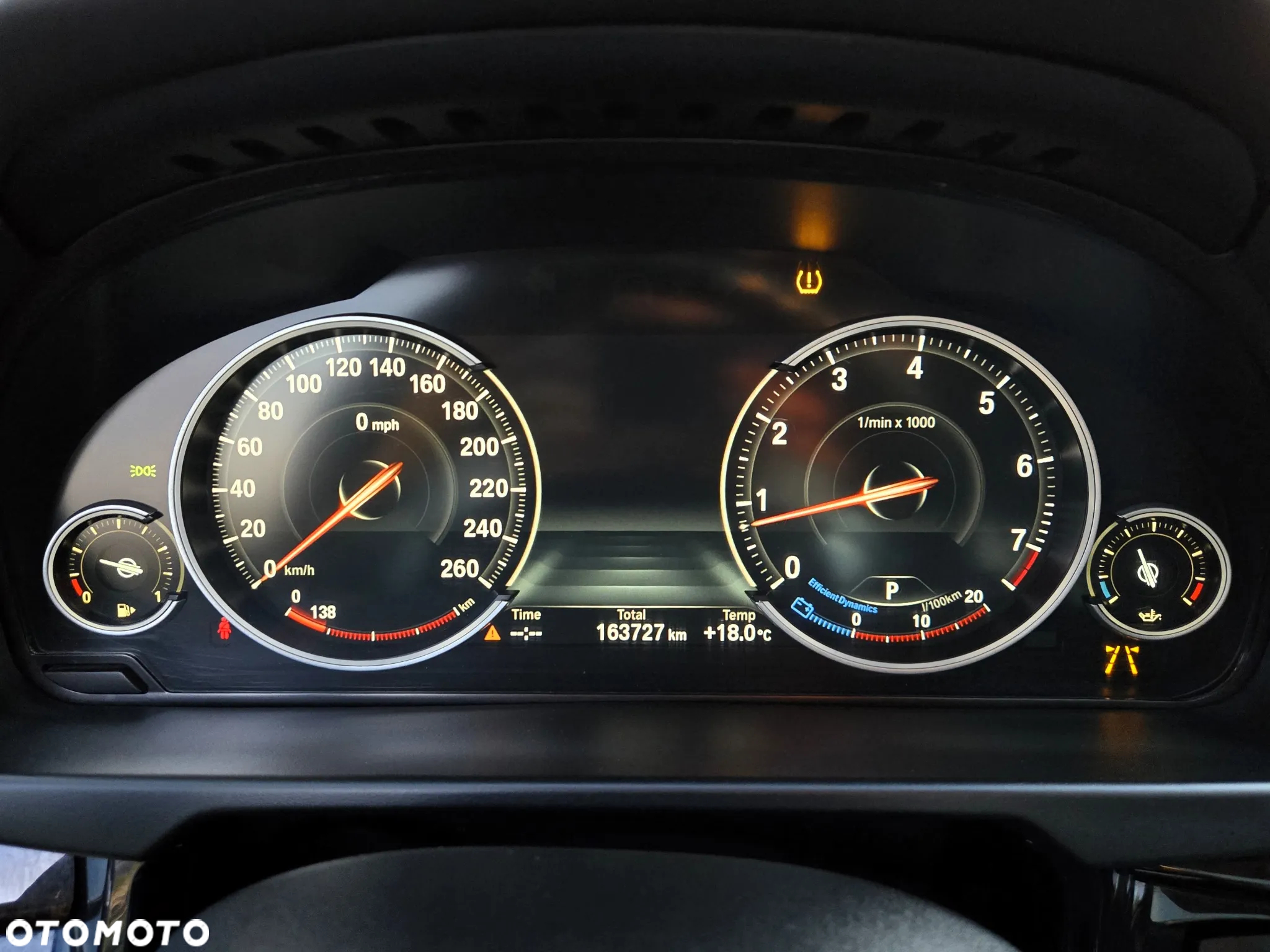 BMW X6 xDrive50i - 33