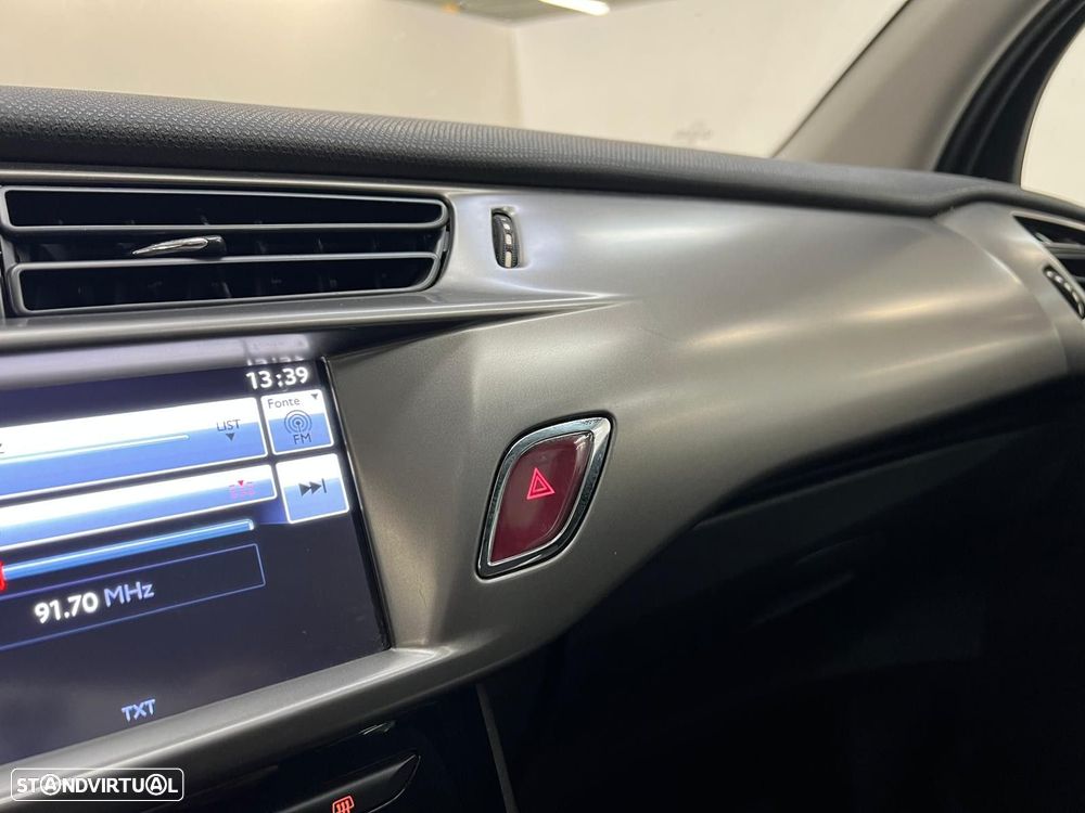 Citroën C3 1.2 PureTech Attraction - 21