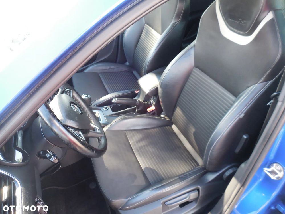Skoda Octavia 2.0 TDI (Green tec) RS - 23