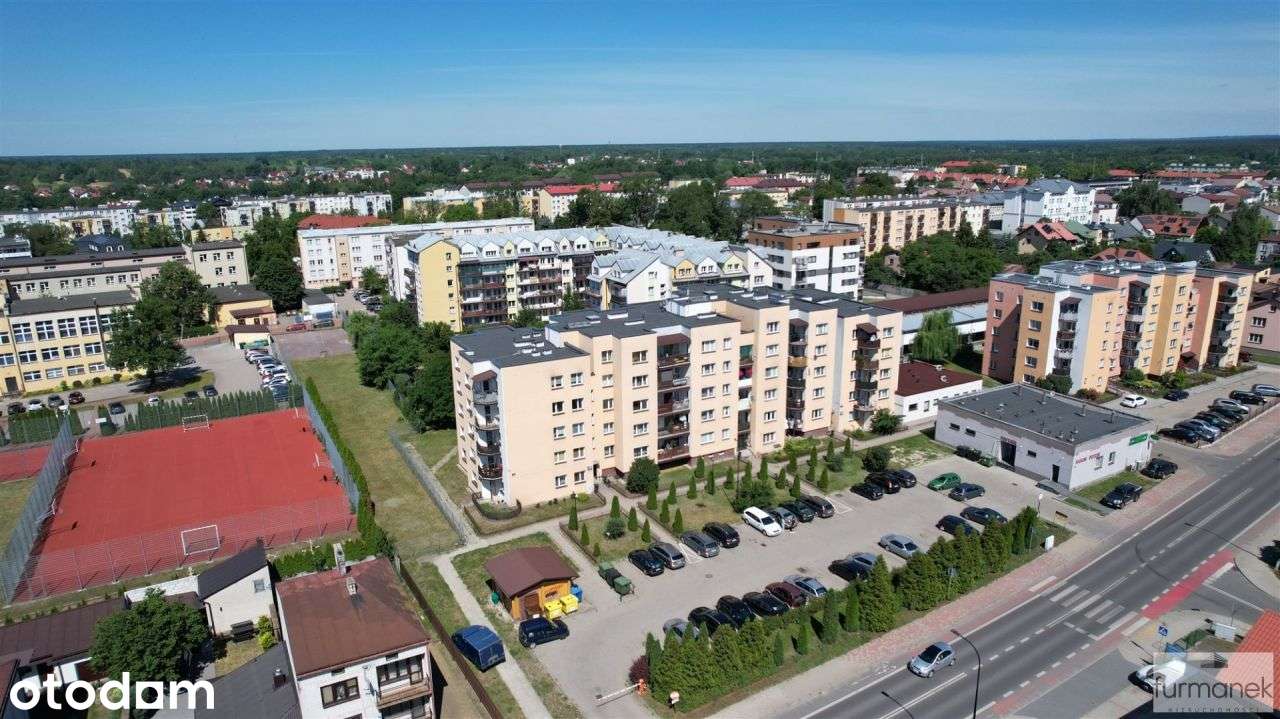 4 pokojowe mieszkanie w centrum na I piętrze