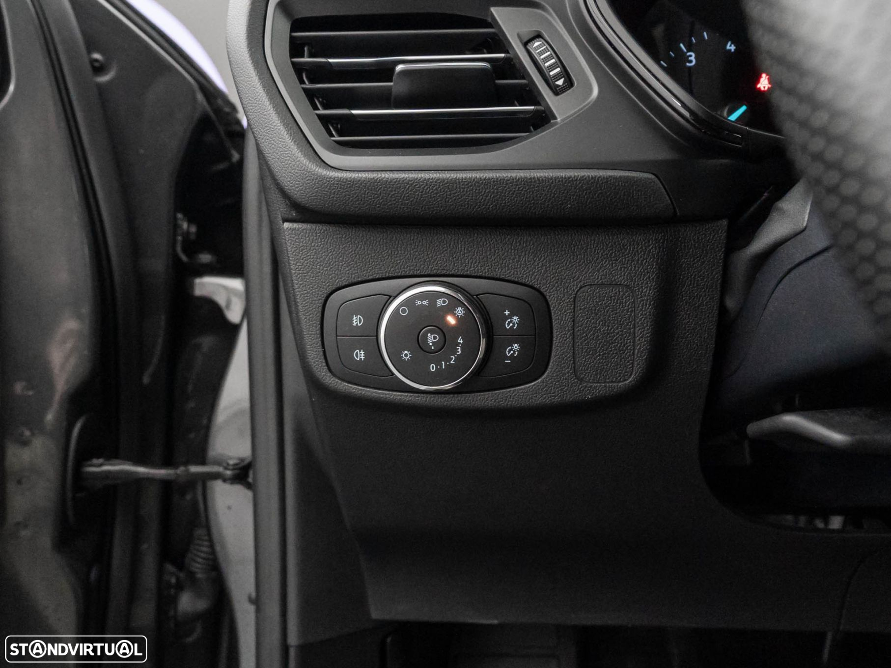 Ford Focus SW 1.0 EcoBoost MHEV ST-Line - 18