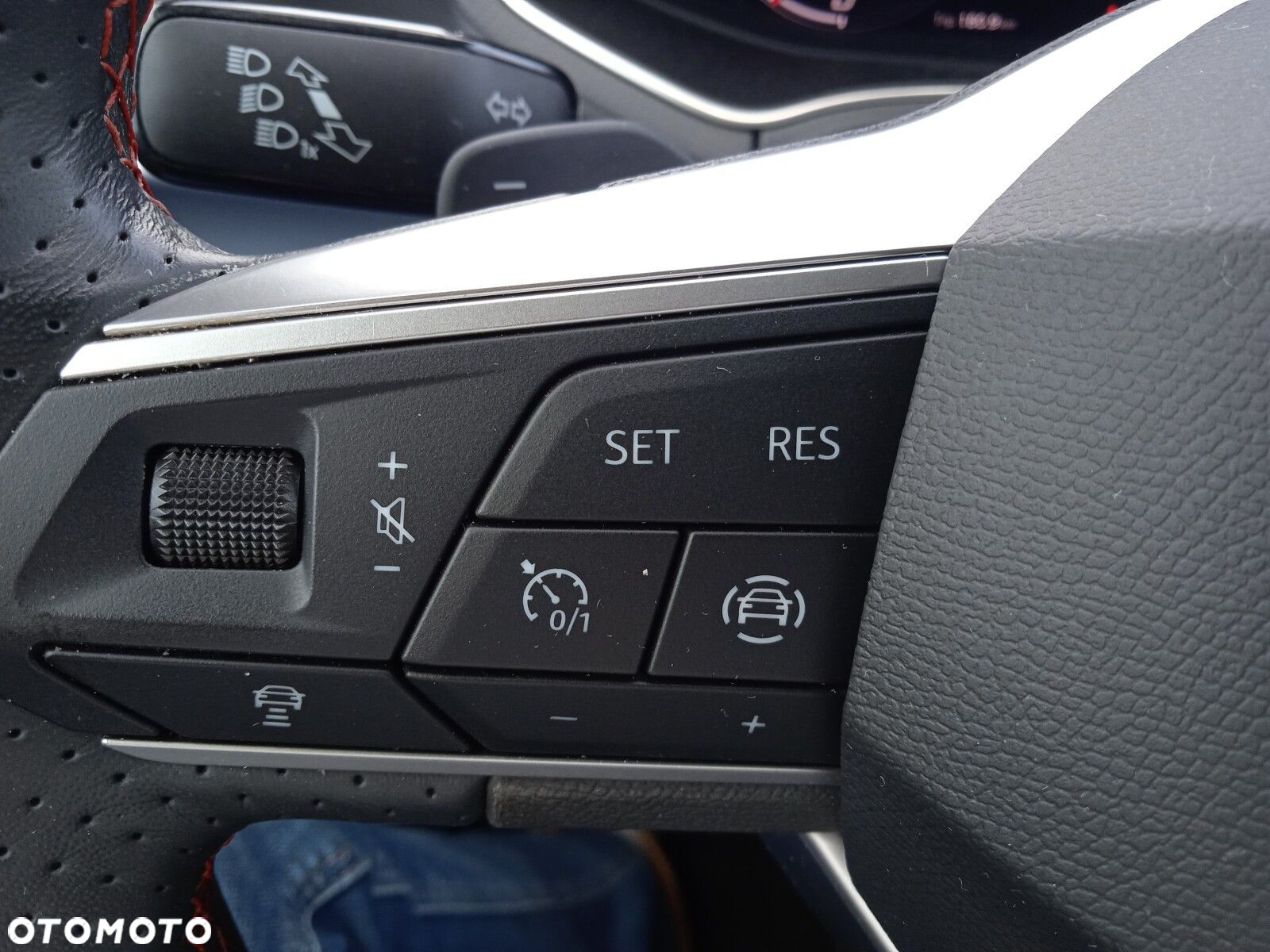Seat Arona 1.5 TSI EVO FR S&S DSG - 18