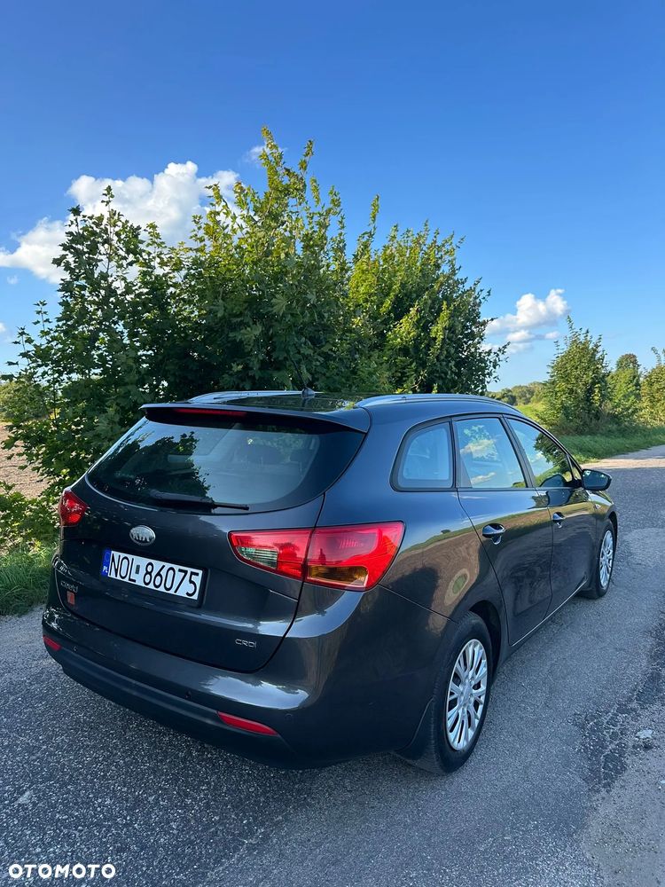 Kia Ceed - 6