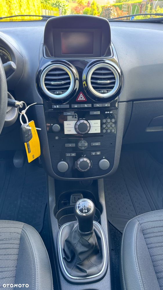 Opel Corsa - 28