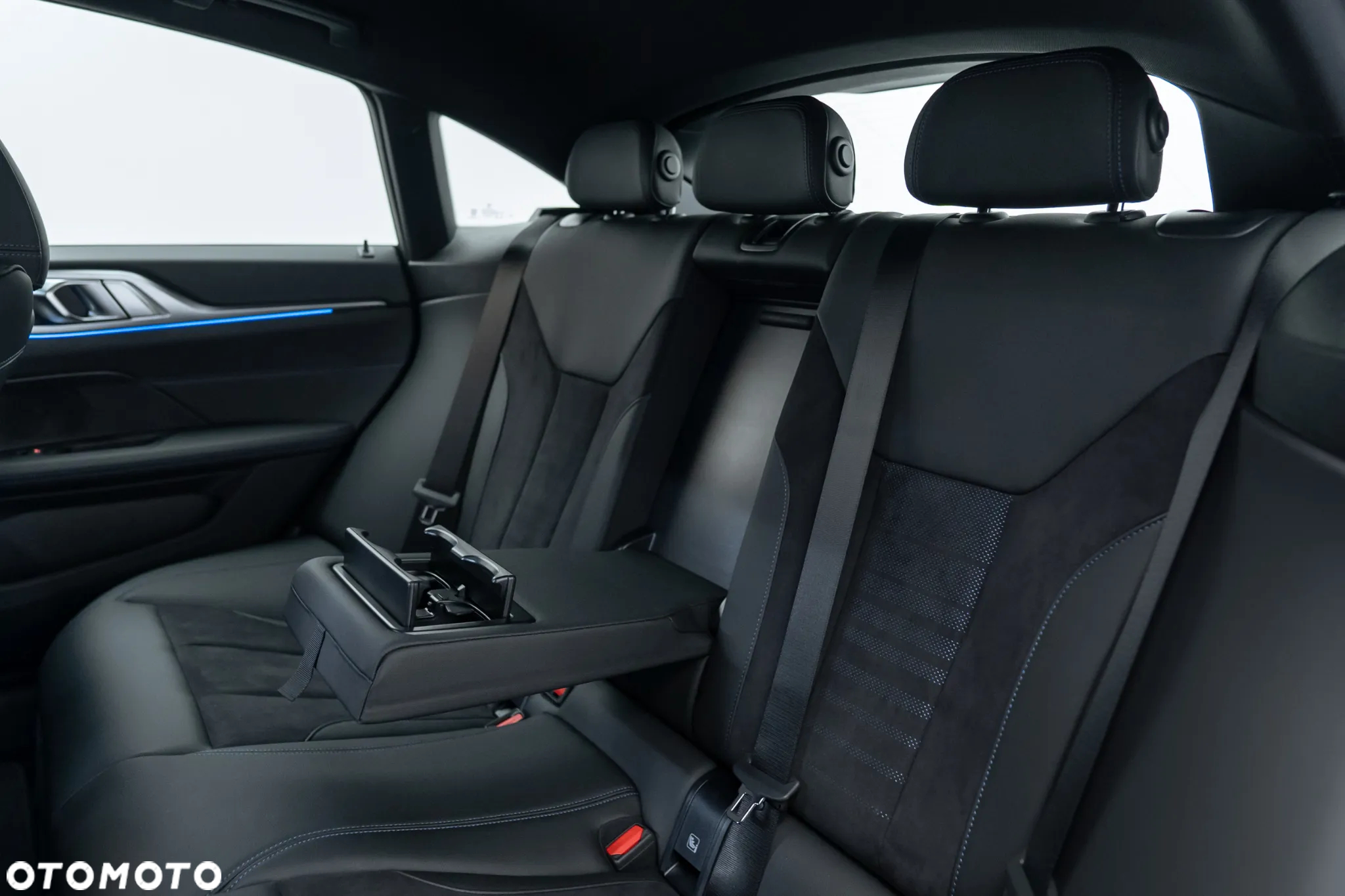 BMW i4 - 21