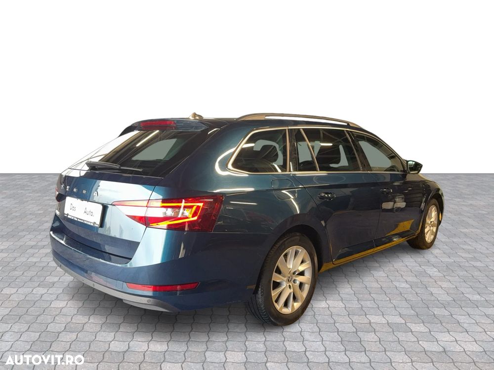 Skoda Superb 2.0 TDI DSG Ambition - 5
