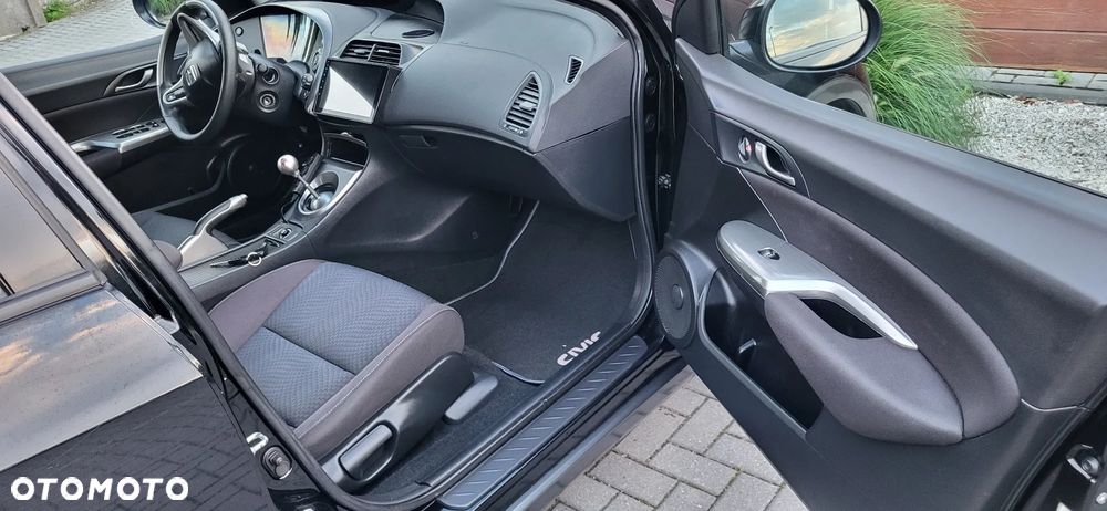 Honda Civic 1.4 i-VTEC Sport - 27