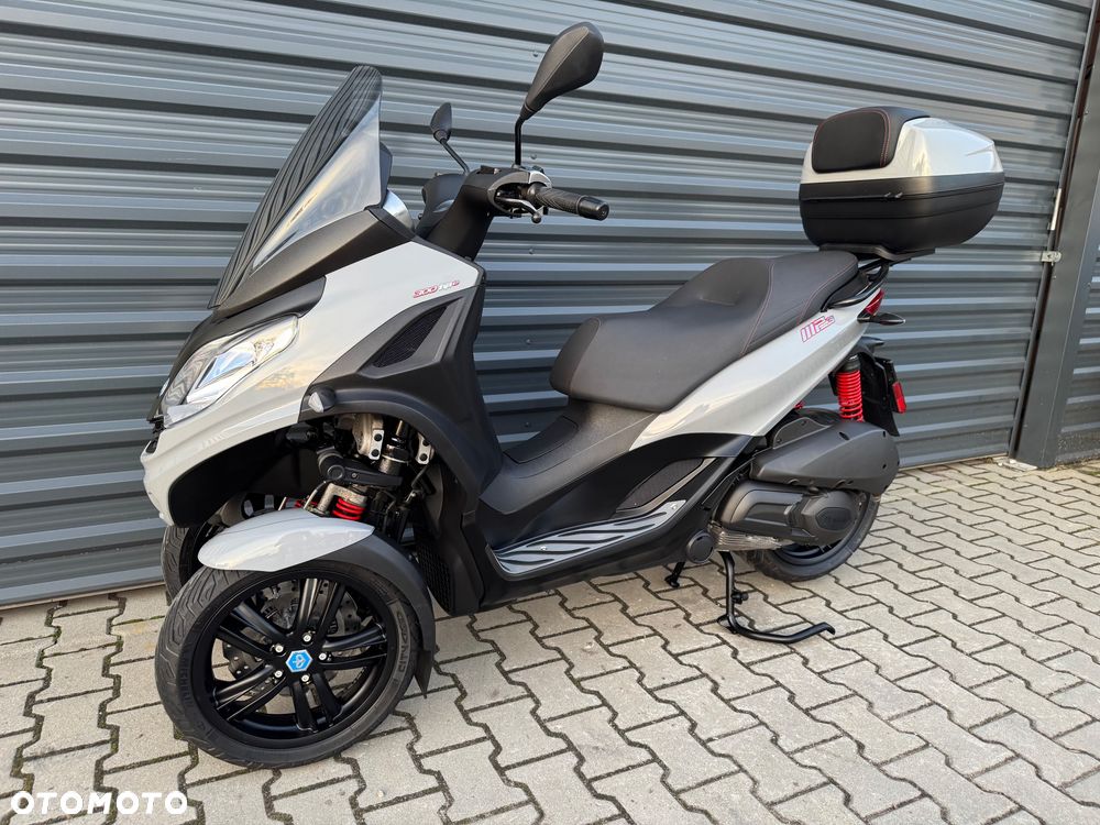 Piaggio MP-3 - 2