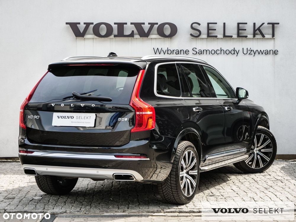 Volvo XC 90 - 9
