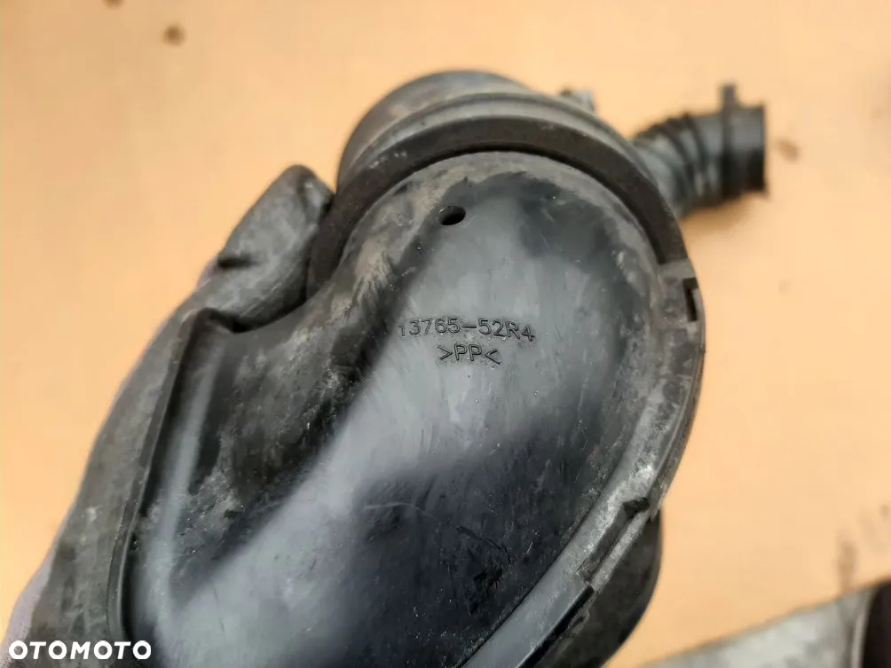 RURA PRZEWÓD POWIETRZA SUZUKI SWIFT MK8 1.0 13765-52R4 - 3