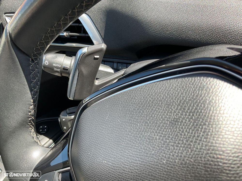 Peugeot 3008 1.6 Hybrid Allure e-EAT8 - 20