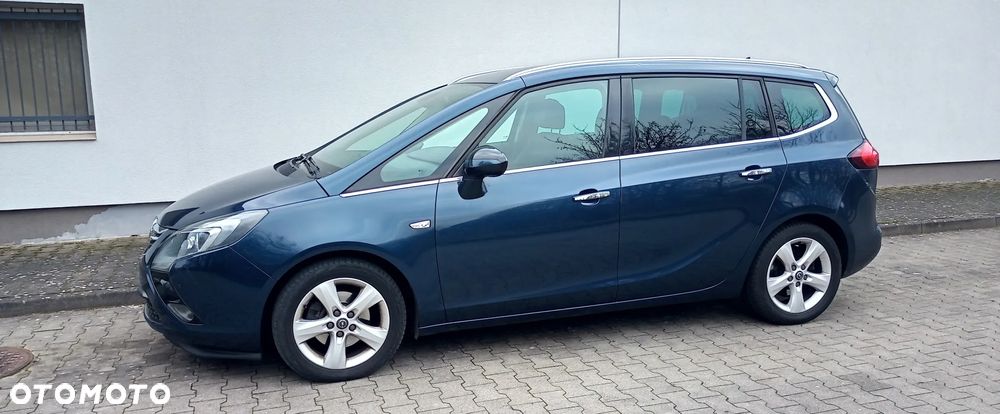 Opel Zafira 2.0 CDTI Cosmo - 4