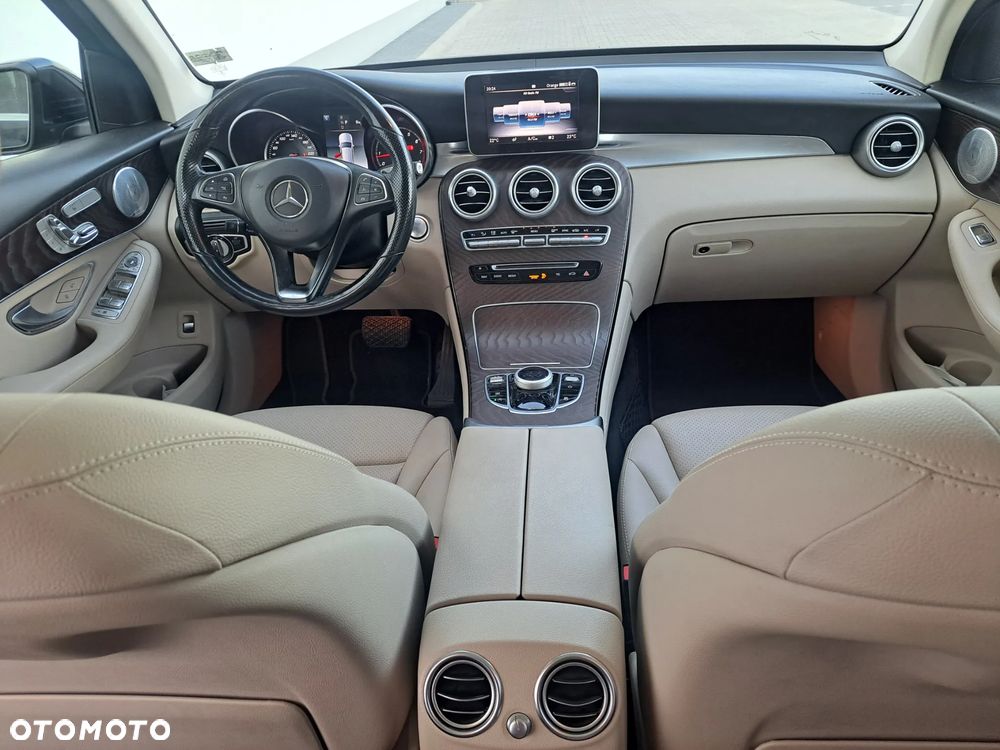 Mercedes-Benz GLC - 20