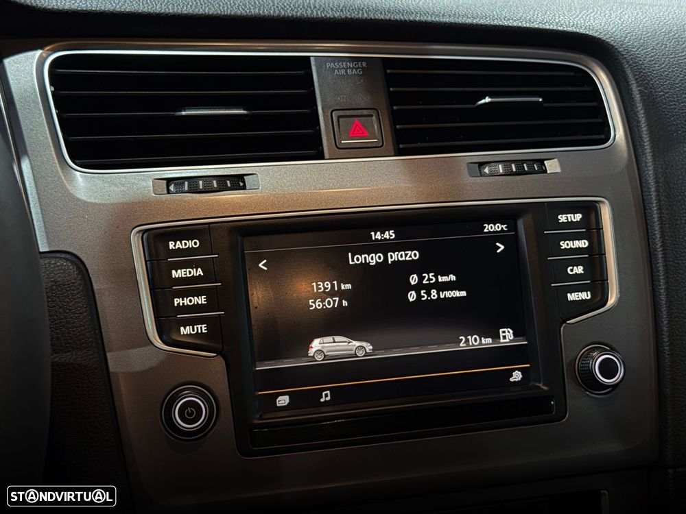 VW Golf 1.6 TDI Confortline - 19