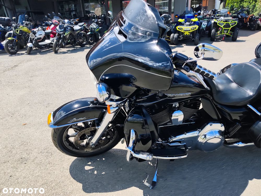 Harley-Davidson FLHTCU Ultra - 10