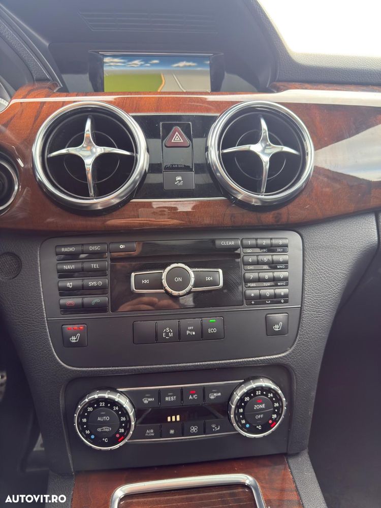 Mercedes-Benz GLK 220 CDI DPF 4Matic BlueEFFICIENCY 7G-TRONIC SPORT EDITION - 16