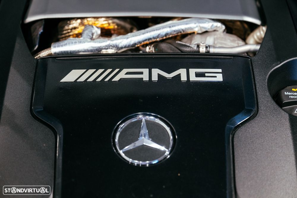 Mercedes-Benz SL 63 AMG 4Matic+ - 22