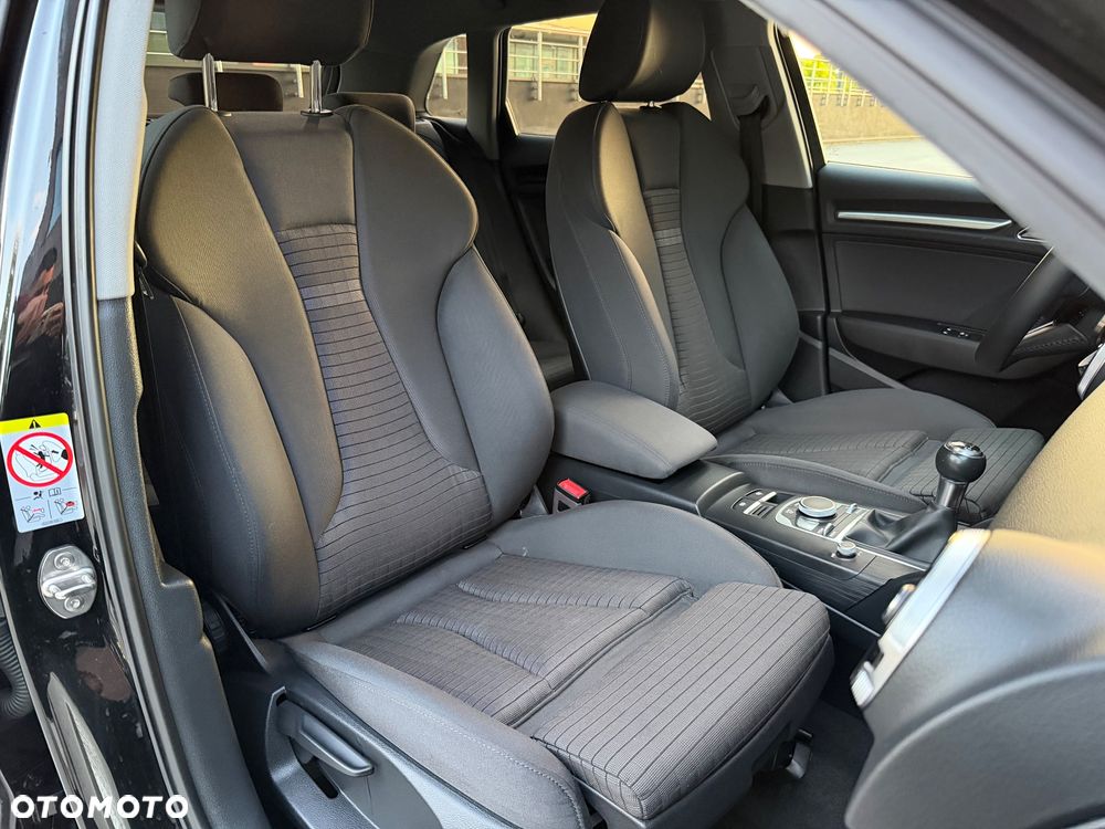 Audi A3 Sportback 1.5 TFSI Sport - 28