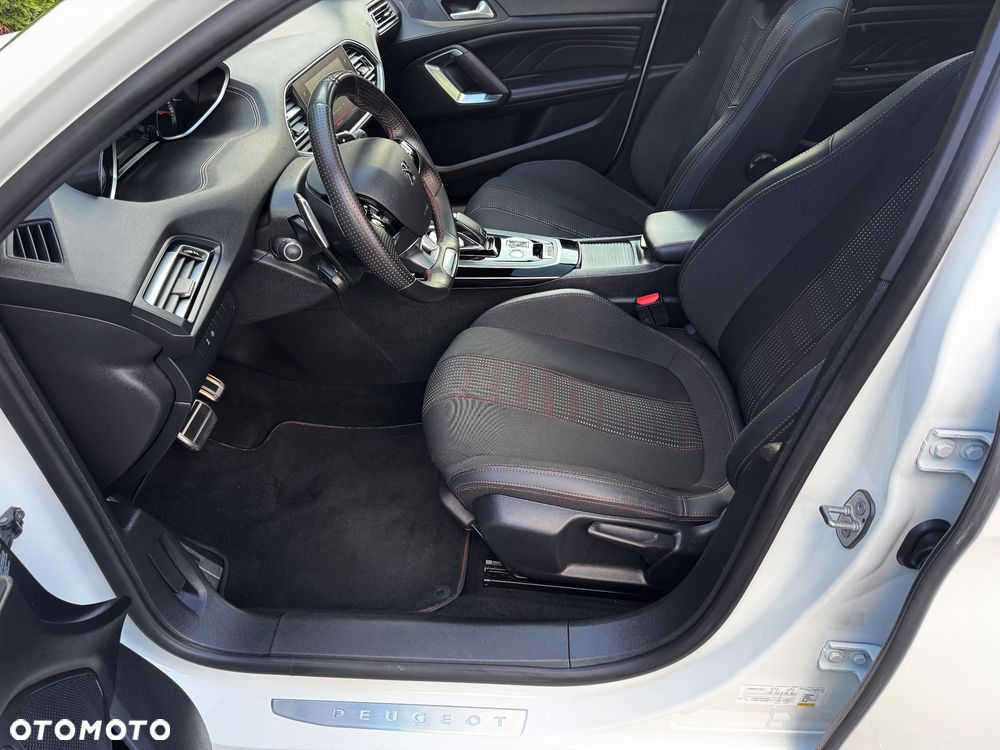 Peugeot 308 PureTech 130 EAT6 Stop & Start GT-Line Edition - 23