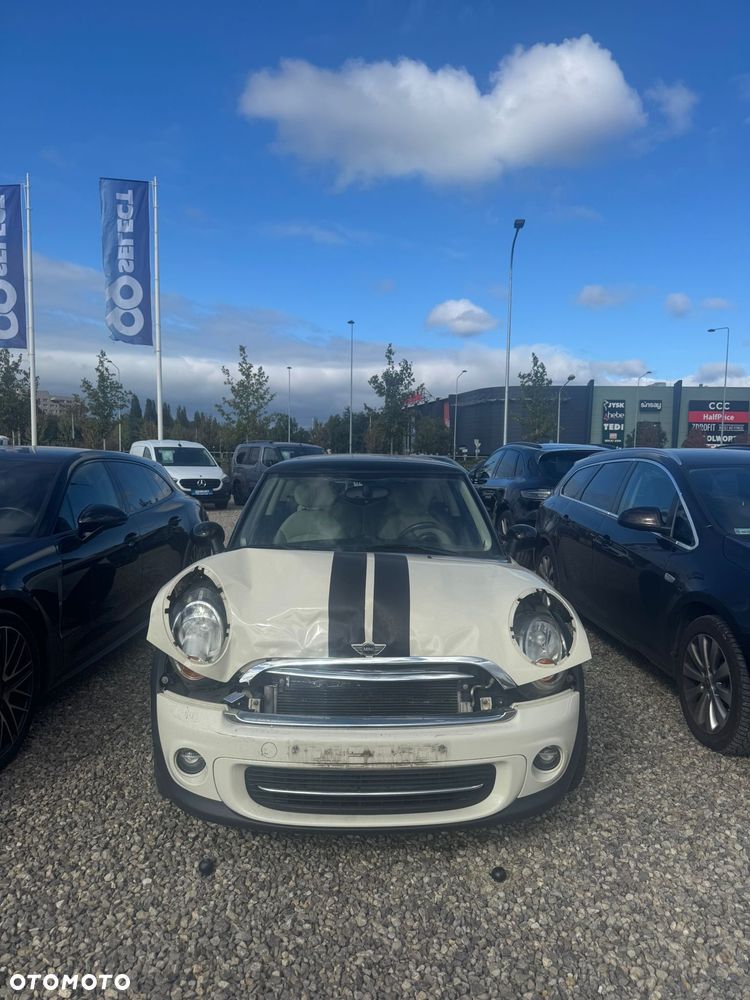 MINI Cooper Standard - 2