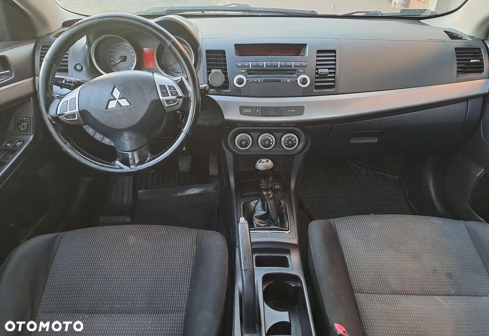 Mitsubishi Lancer 2.0 DID Invite - 10