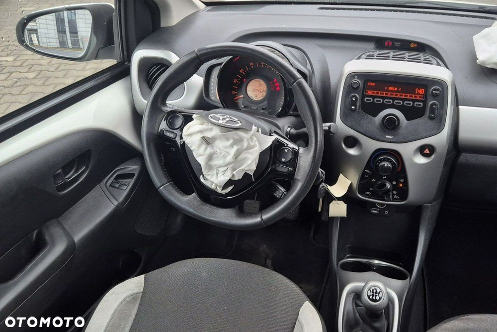 Toyota Aygo 1.0 VVT-i Sprint EU6 - 15