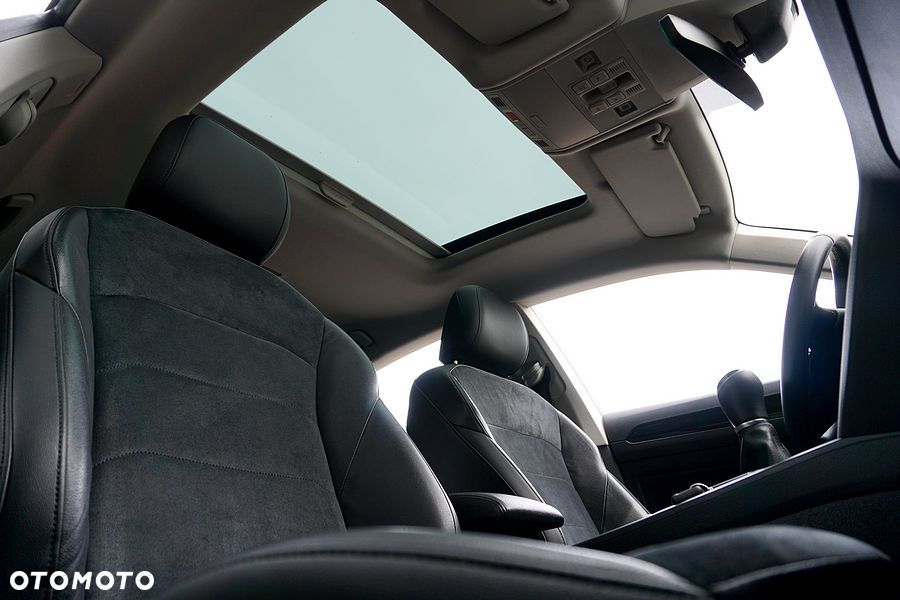 Volkswagen Arteon 2.0 TDI SCR Elegance - 31