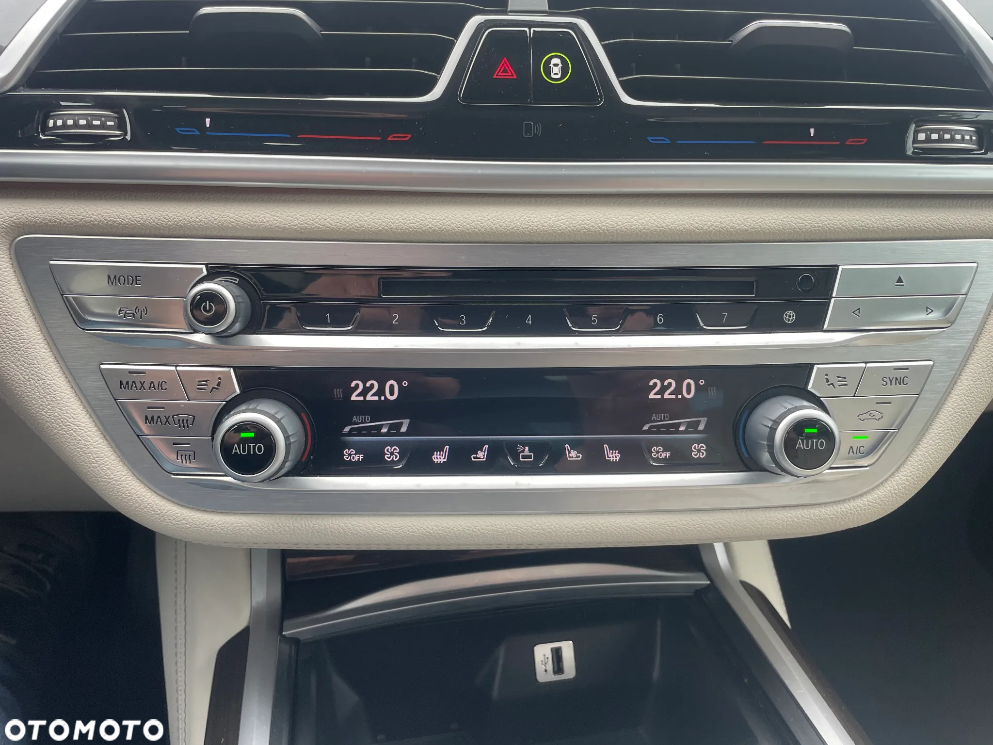 BMW Seria 7 740d xDrive - 27