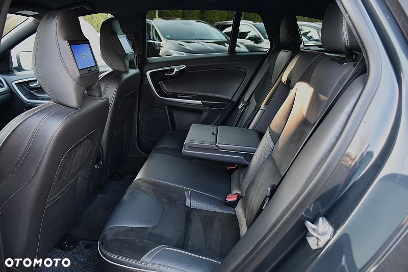 Volvo V60 D4 Geartronic RDesign - 22