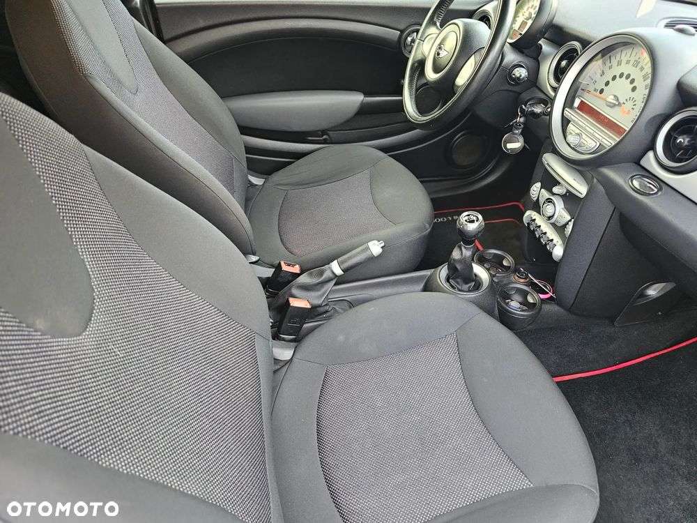 MINI Cooper 50 Camden - 8