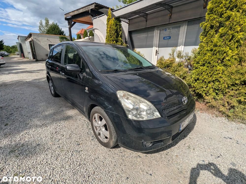 Toyota Corolla Verso 2.2 D-4D X 7os - 1