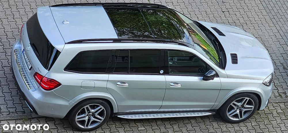 Mercedes-Benz GLS - 31