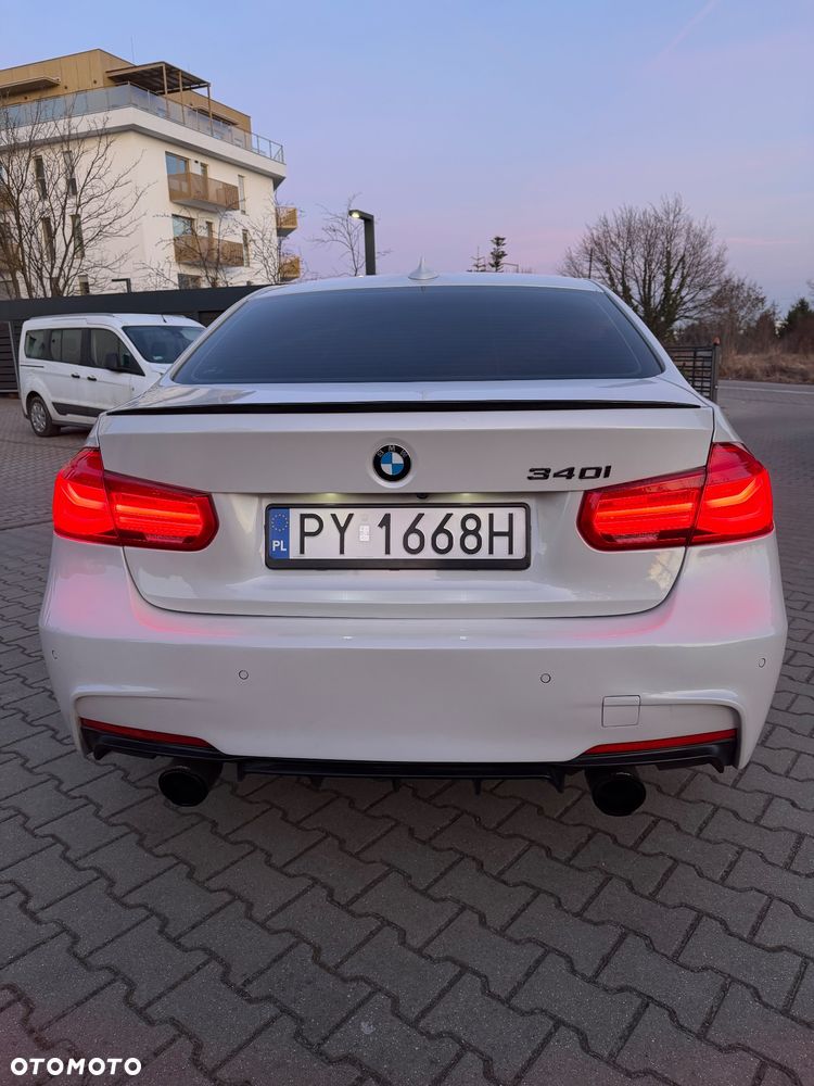 BMW Seria 3 340i M Sport Shadow - 18