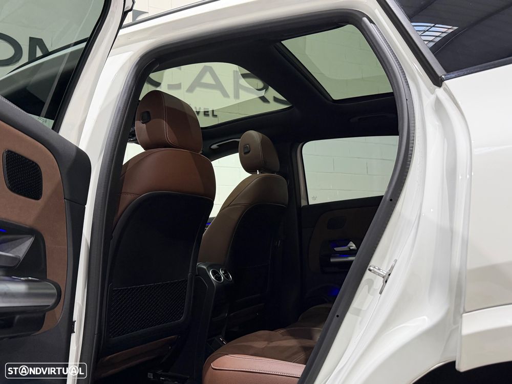 Mercedes-Benz GLA 200 d AMG Line - 32