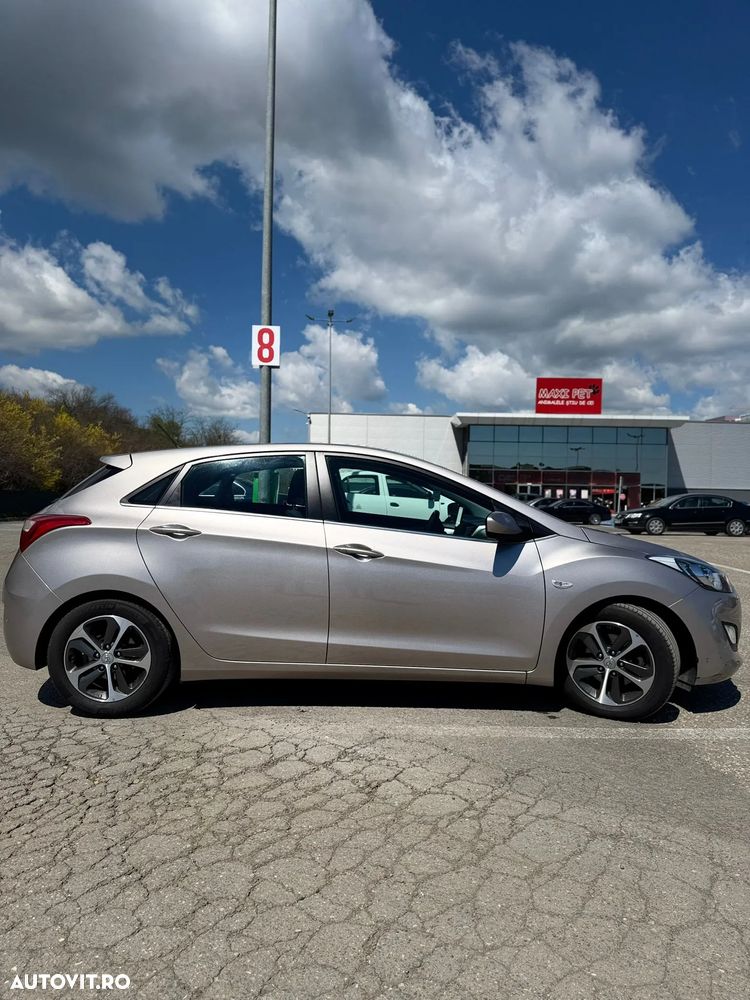 Hyundai i30 1.6 GDI Exclusive Special Edition - 2