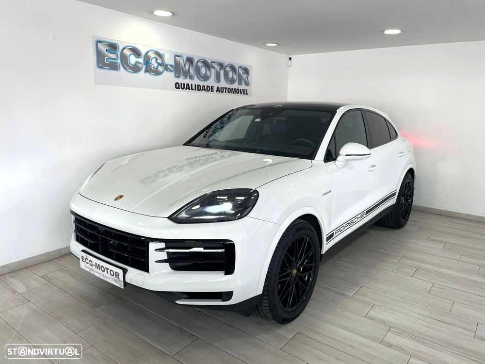 Porsche Cayenne Coupé E-Hybrid - 8