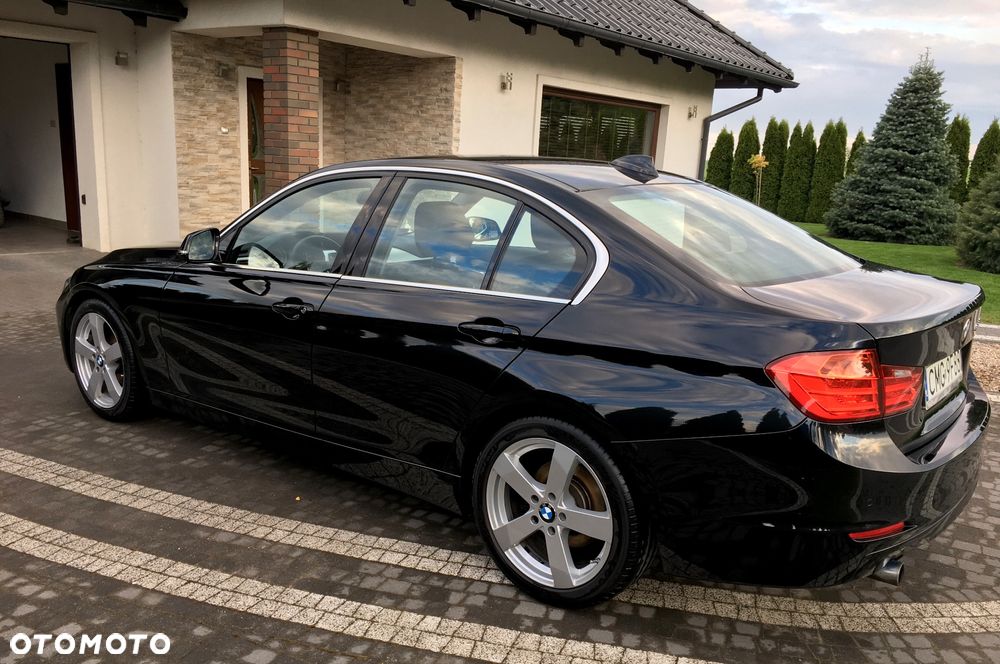 BMW Seria 3 320d DPF Edition Fleet Sport - 1